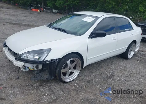 2006 Honda Accord 2.4 Vp z USA, uszkodzony, nr VIN 1HGCM56106A106676